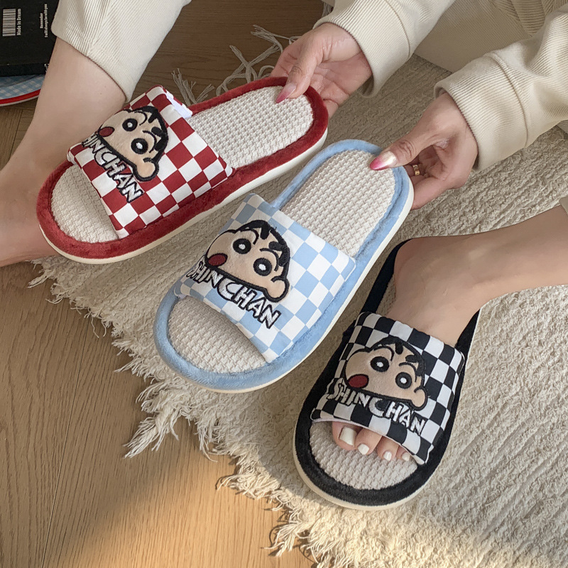 Pantofole Anime Crayon Shin-Ch - Japan Summer Festival Clothing recensione e prezzo